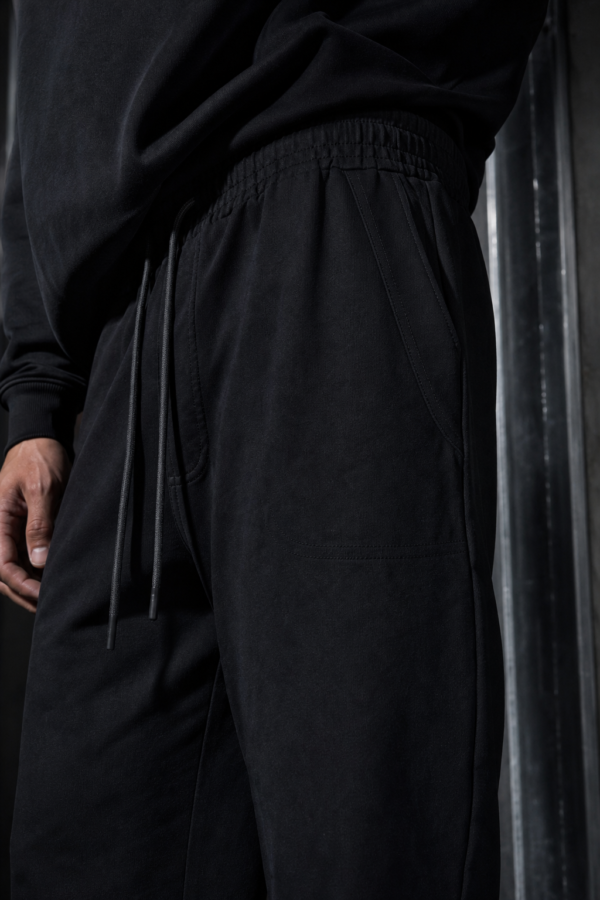 Blacktop 09 drawcord pant fabric detail