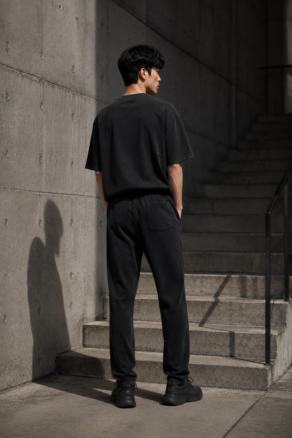 Blacktop 39 drawcord pant back or construction